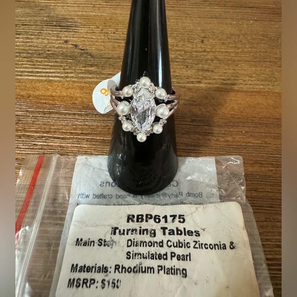 TURNING TABLES ring